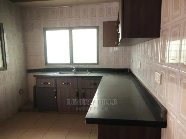 4bdrm-house-in-beverly-hills-lapaz-for-rent-big-3