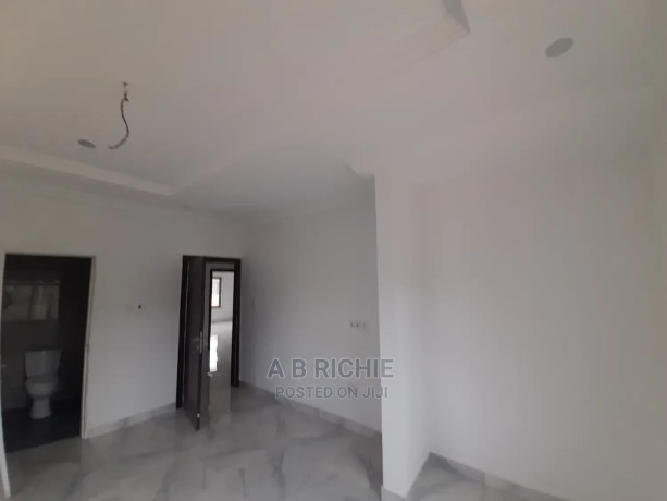 4bdrm-townhouseterrace-in-east-legon-american-for-sale-big-1