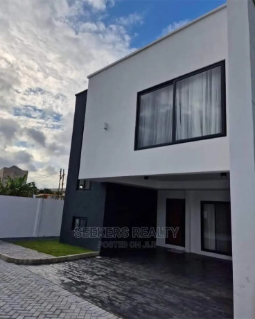 furnished-4bdrm-townhouseterrace-in-accra-metropolitan-for-sale-big-0