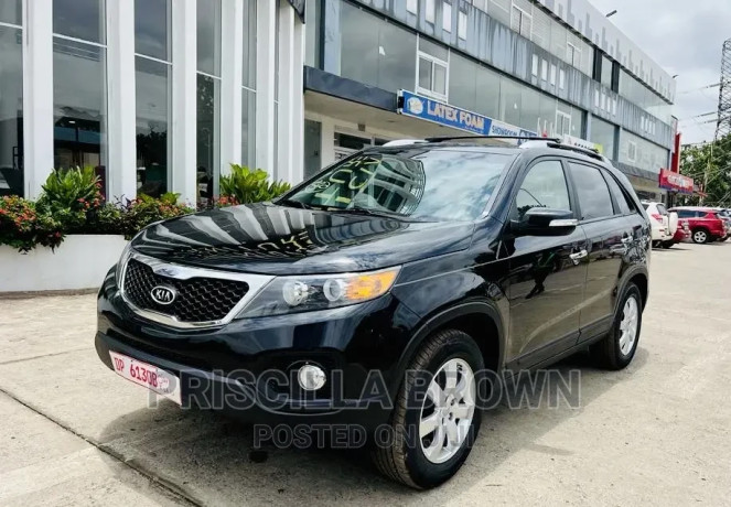 kia-sorento-ex-2013-black-big-0