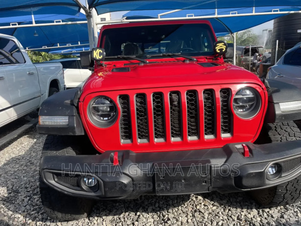 jeep-gladiator-rubicon-2020-red-big-4