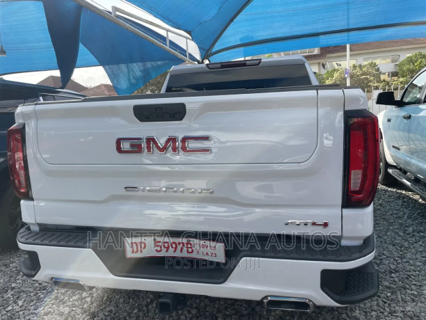 gmc-sierra-2019-white-big-4