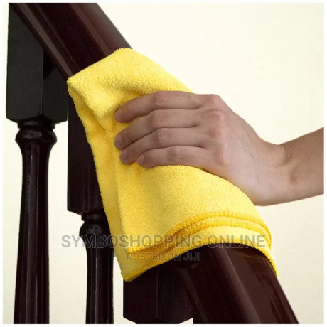 kirkland-signature-microfiber-towels-yellow-price-per-each-big-3
