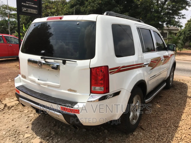 honda-pilot-2012-white-big-0