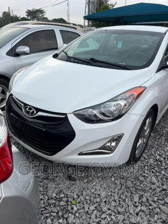 hyundai-elantra-2016-white-big-2