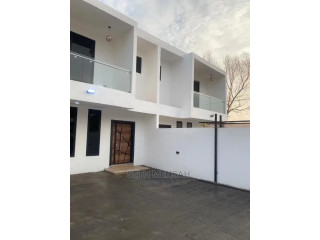 3bdrm House in Skm Property, Haatso for Sale