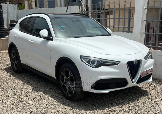 alfa-romeo-stelvio-20-awd-2020-white-big-0