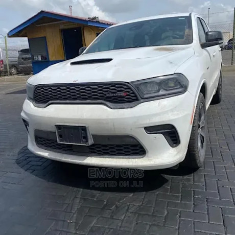 dodge-journey-2022-white-big-1