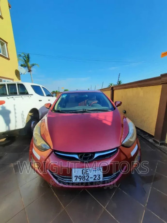 hyundai-elantra-2013-red-big-0