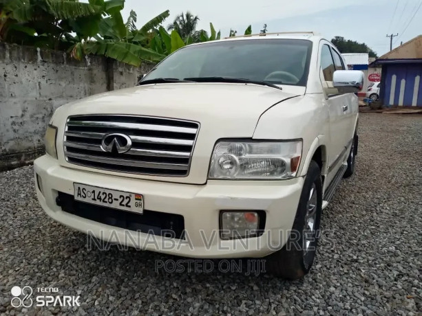 infiniti-qx56-2007-white-big-1