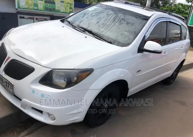 pontiac-vibe-2007-white-big-2