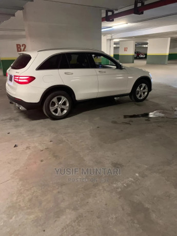 mercedes-benz-glc-class-2017-white-big-3