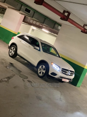 mercedes-benz-glc-class-2017-white-big-0