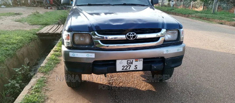 toyota-hilux-2002-blue-big-4