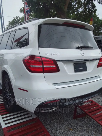 mercedes-benz-gls-class-2017-white-big-4