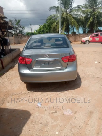 hyundai-elantra-se-2010-gray-big-1