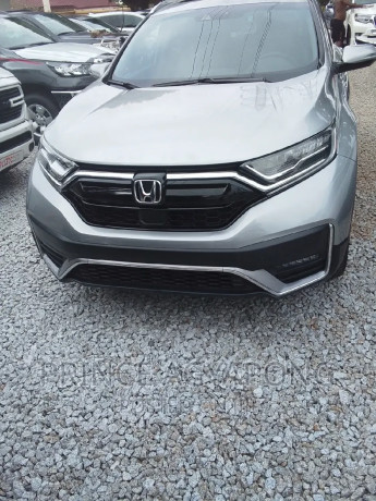 honda-cr-v-2021-gray-big-4