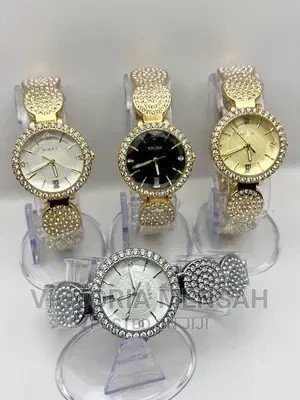 affordable-but-quality-ladies-watch-women-watch-gold-big-1