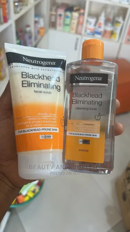 neutrogena-blackhead-eliminatng-cleansing-toner-and-scrub-big-0