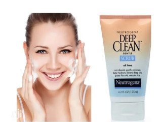 Nuetrogena Deep Clean Facial Scrub