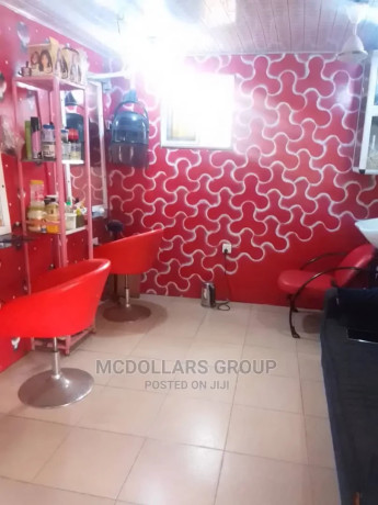 saloon-shop-for-rent-lapaz-tabora-550-a-month-big-1