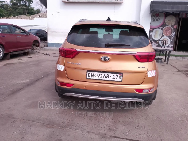 kia-sportage-ex-4dr-suv-24l-4cyl-6a-2017-gold-big-4