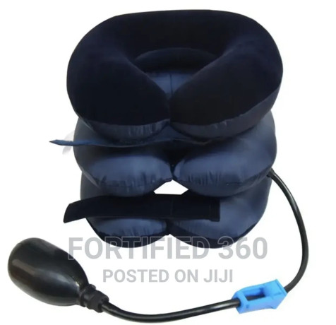 inflatable-cervical-retractor-neck-massager-neck-pillow-big-0