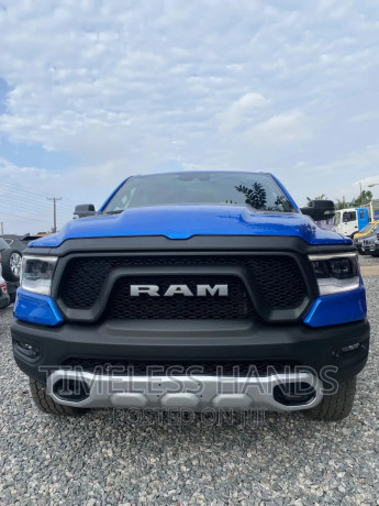 new-dodge-ram-2023-blue-big-0