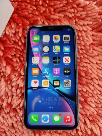 new-apple-iphone-xr-128-gb-blue-big-1