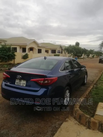 hyundai-sonata-2015-blue-big-3