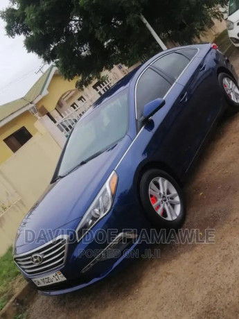 hyundai-sonata-2015-blue-big-0