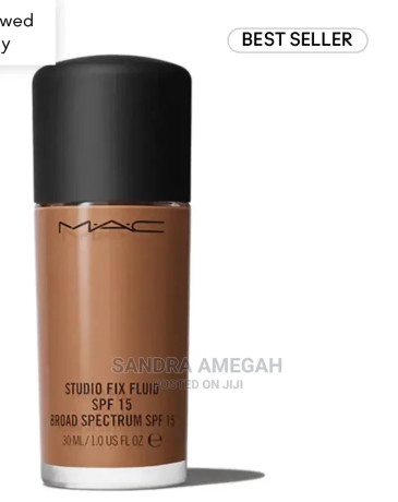 mac-studio-fix-fluid-spf-15-nw500074-big-0