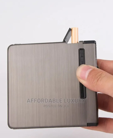 automatic-2-1-quality-cigarette-box-and-lighter-case-big-1