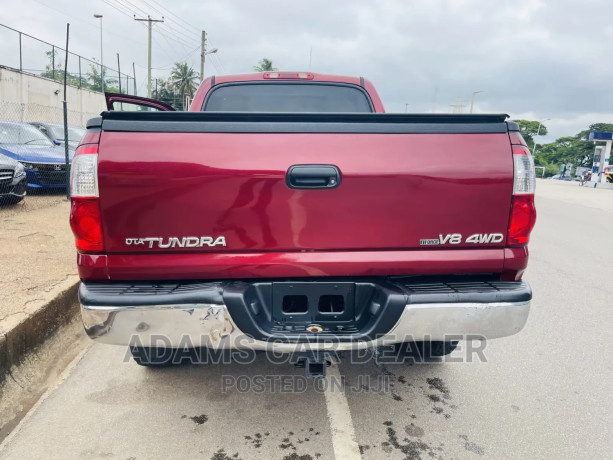 toyota-tundra-2005-red-big-1