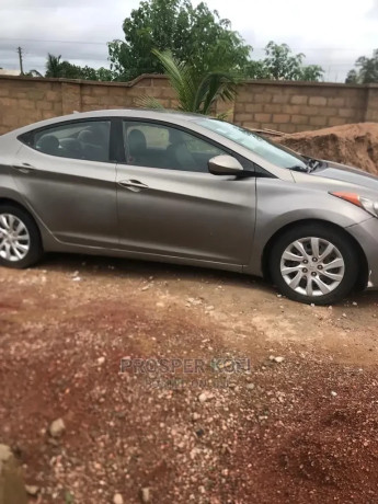 hyundai-elantra-2013-silver-big-1