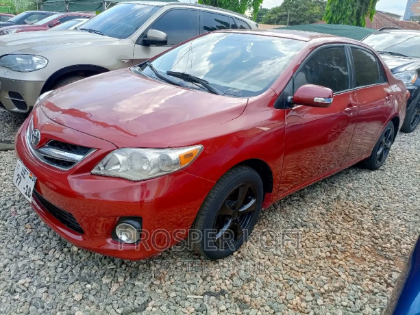 toyota-corolla-2010-red-big-3