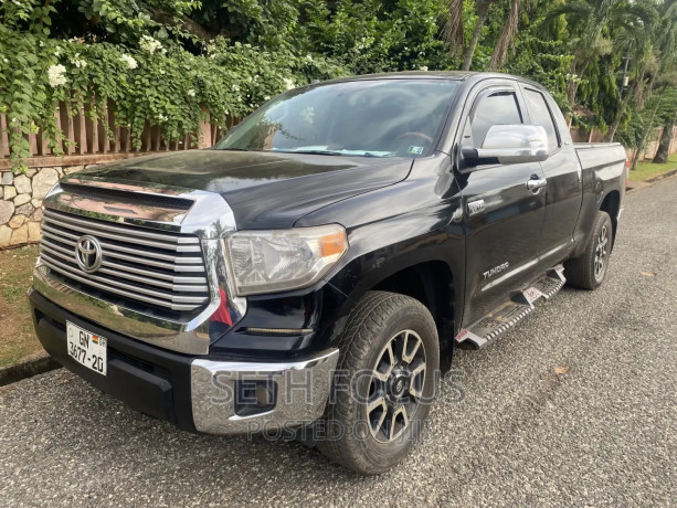 toyota-tundra-2014-black-big-0