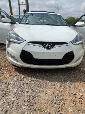 hyundai-veloster-automatic-2012-white-big-0