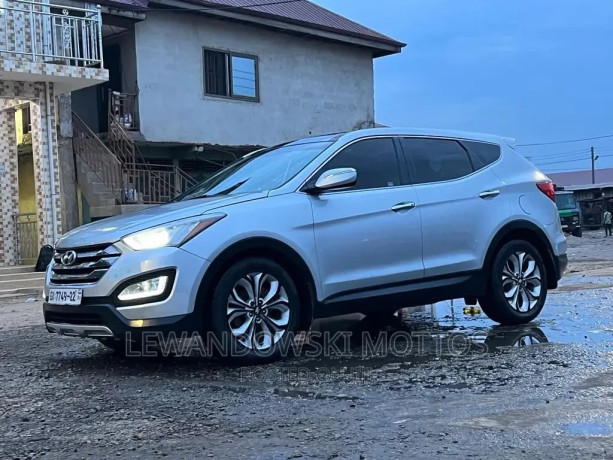 hyundai-santa-fe-2013-silver-big-1