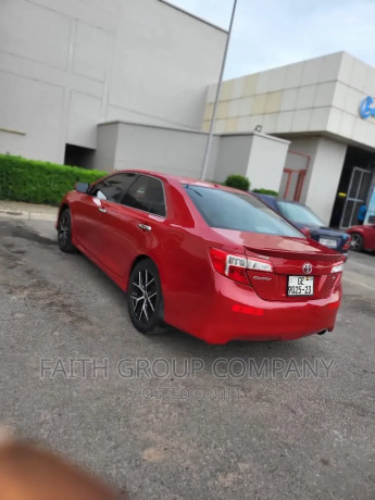 toyota-camry-2014-red-big-4