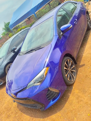 toyota-corolla-se-18l-4cyl-6m-2018-blue-big-4