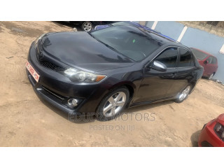 Toyota Camry 2014 Gray