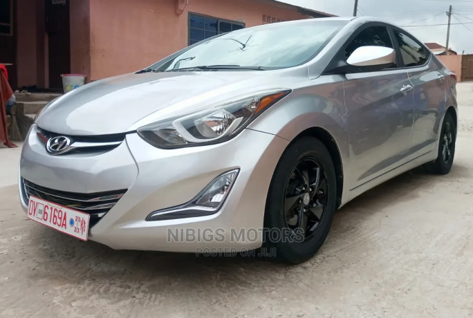 hyundai-elantra-2015-silver-big-1