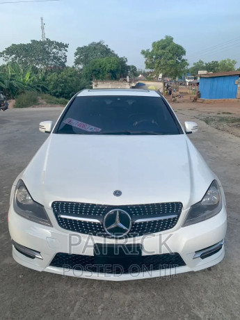 mercedes-benz-c250-2013-white-big-0