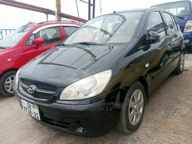 hyundai-getz-13-gls-2010-black-big-2