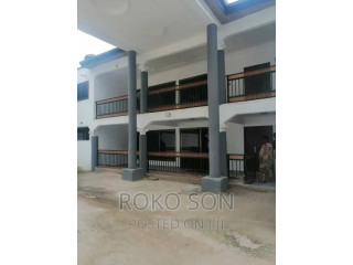 Mini Flat in Dr Roko, Dome for rent