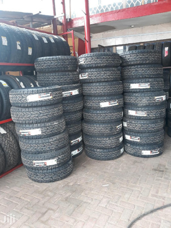 car-tyres-all-sizes-big-1