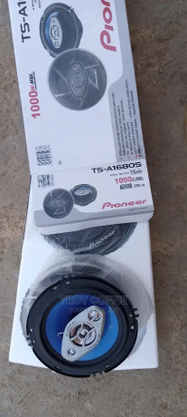 car-speakers-pioneer-640maxwatt-big-0