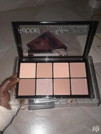 contour-highlighter-palette-at-prostylers-big-0