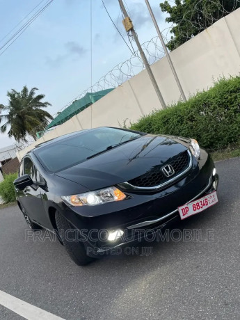 honda-civic-2015-black-big-1